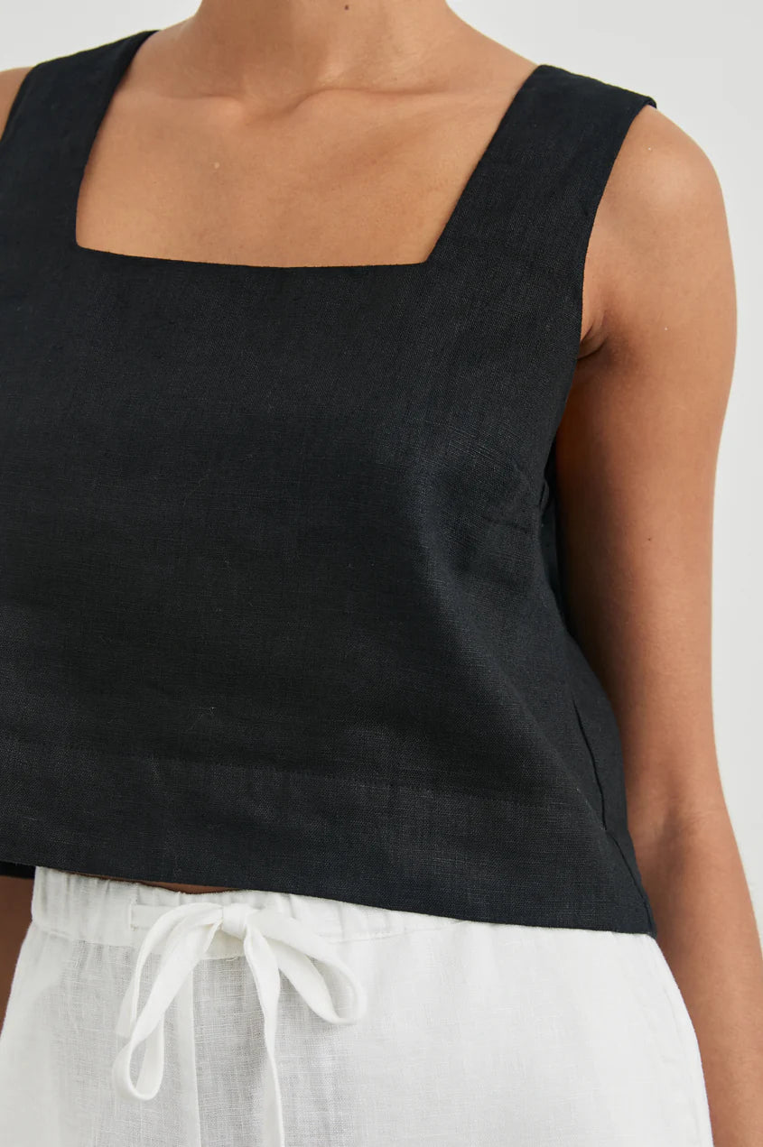 Akira top - black