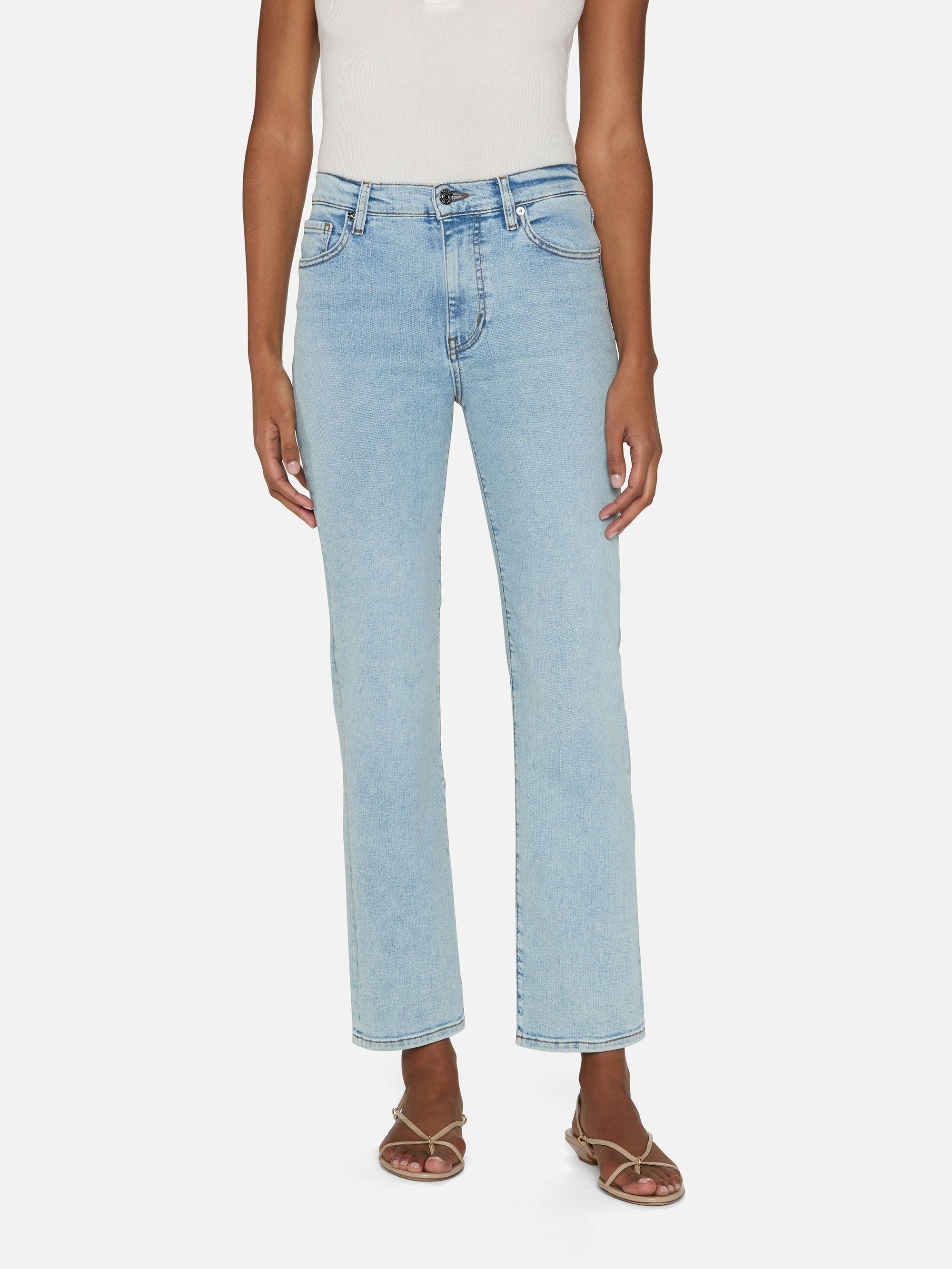 Le sleek straight - tribute