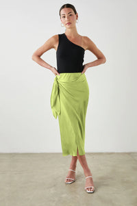 Adrienne - chartreuse