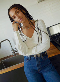 Renata v neck - off white