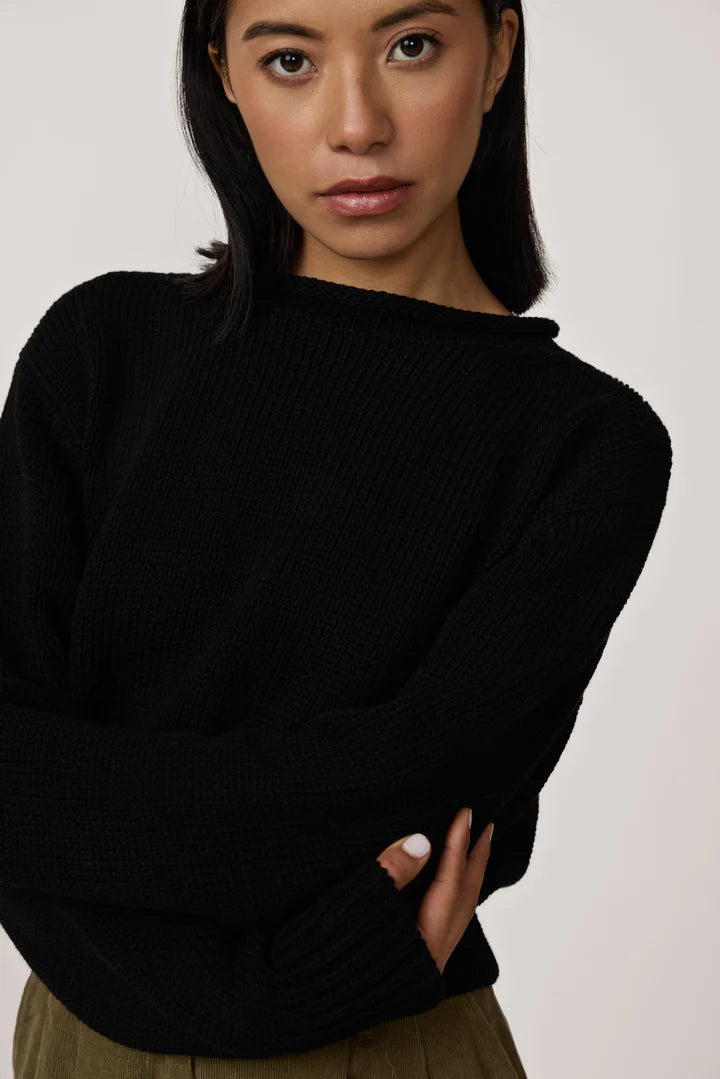 Mare rolled neck - black