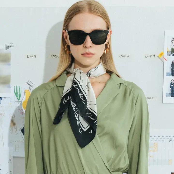 New York in sketches - silk scarf