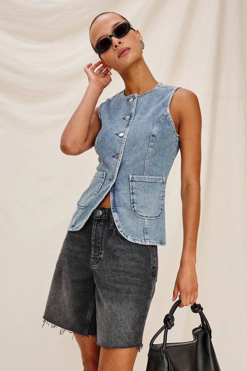 Portola vest - Blue eyed girl