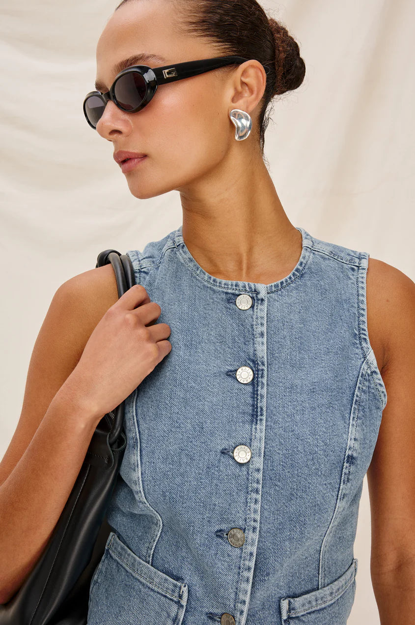 Portola vest - Blue eyed girl