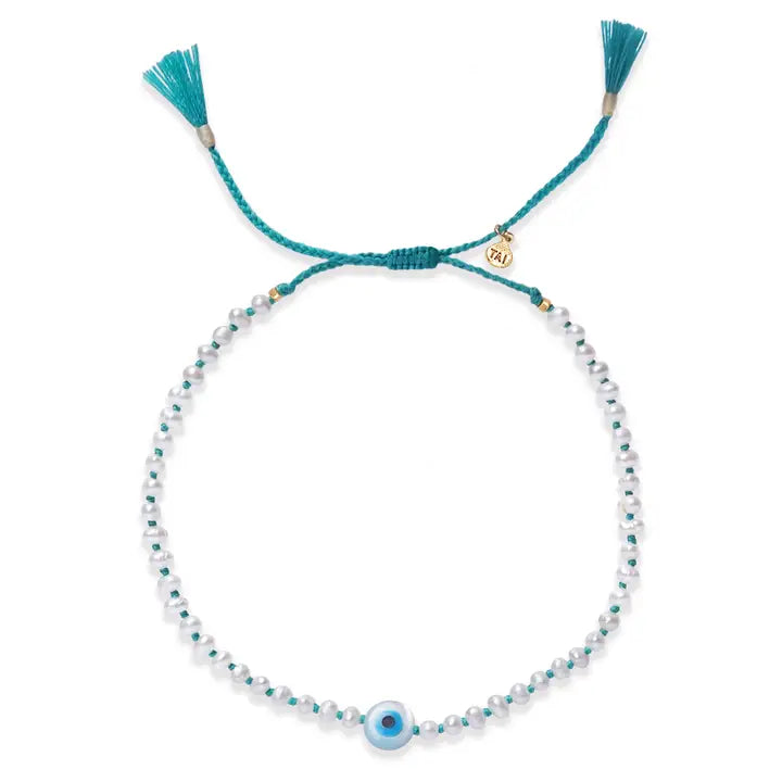 Pearl bracelet w/ eye
