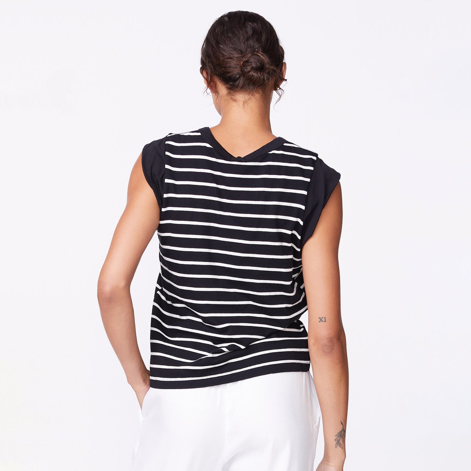 Stripe tank